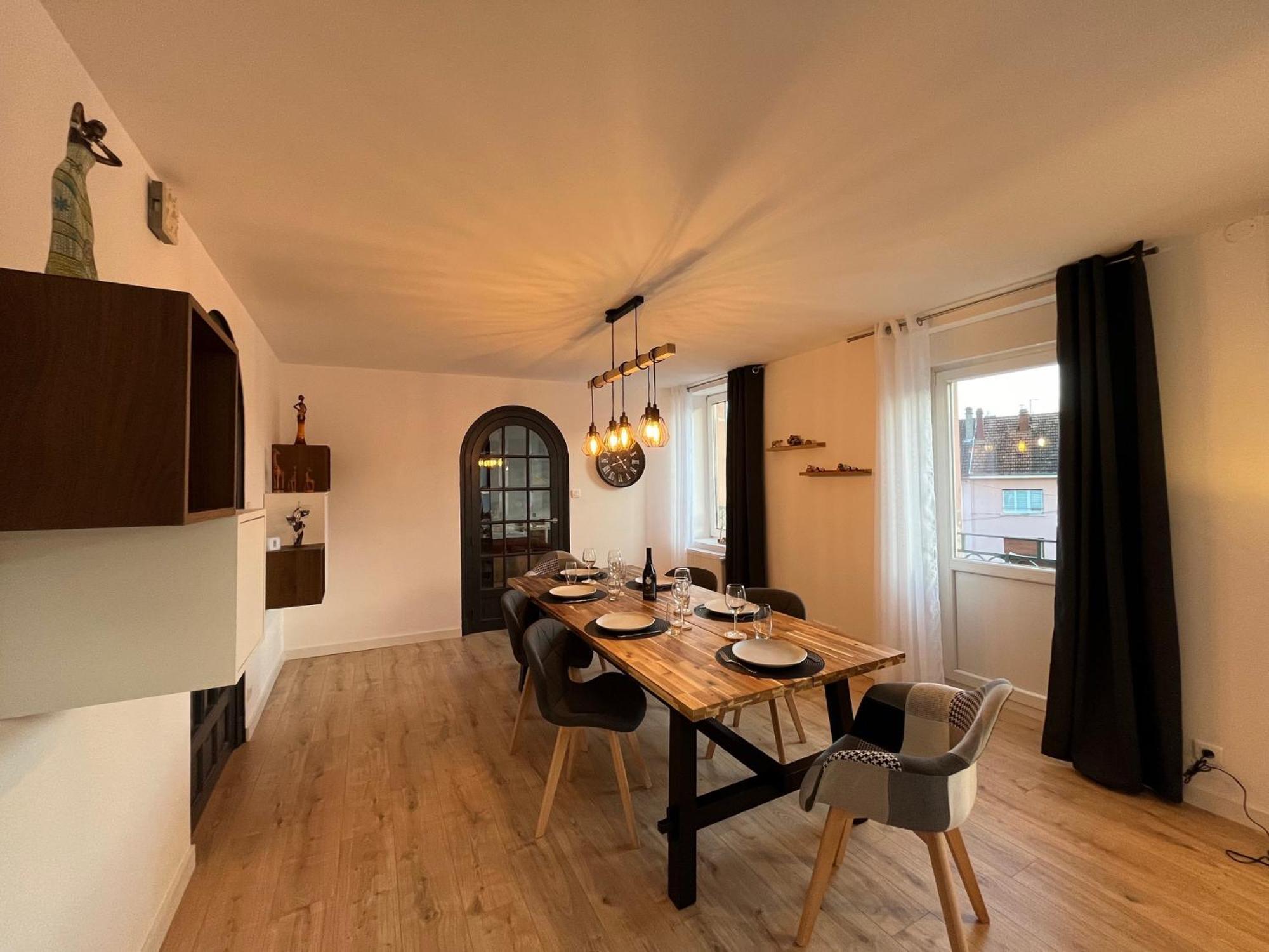 Appartement St Eloi 75M² Saint-Dié-des-Vosges Kültér fotó